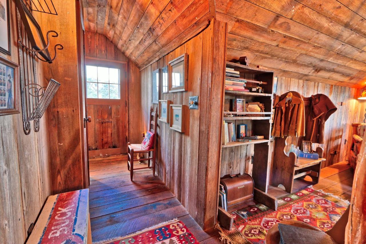 Log Cabin At Old Glory Ranch Villa Wimberley Ngoại thất bức ảnh